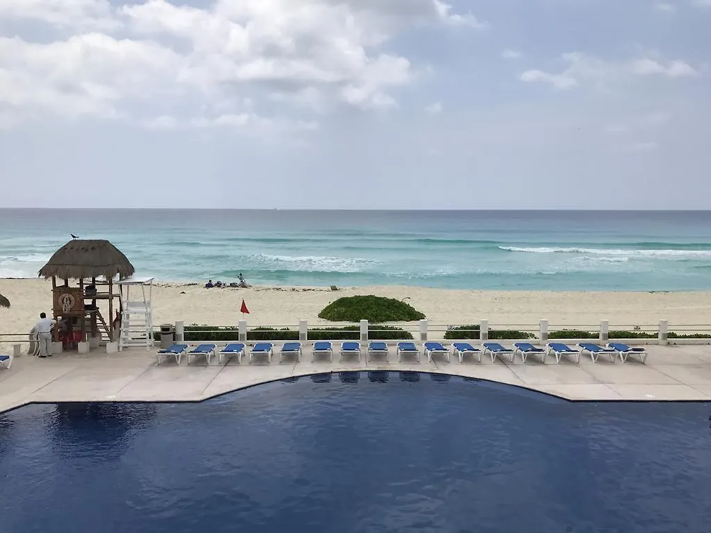アパート Suites Mantarraya Villas Marlin メキシコ